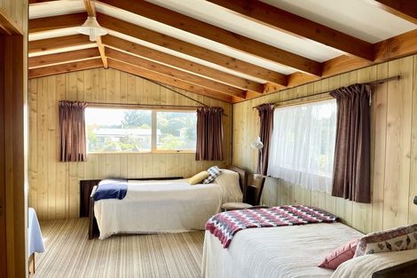 Photo of property in 22 Awamoa Road, Holmes Hill, Oamaru, 9401