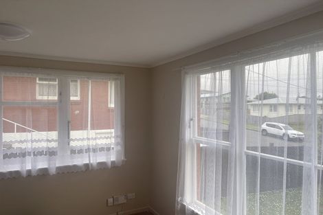 Photo of property in 22 Swansea Street, Cannons Creek, Porirua, 5024