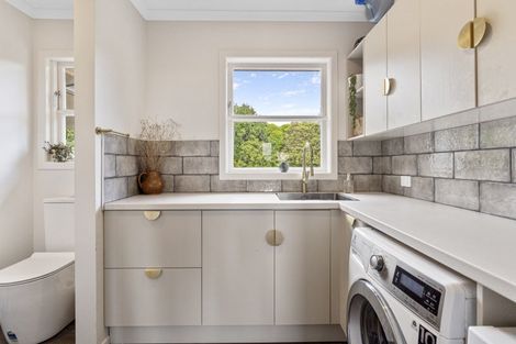 Photo of property in 38 Kaitawa Crescent, Paraparaumu, 5032