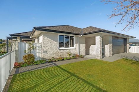 Photo of property in 27 Margaret Place, Lytton West, Gisborne, 4010