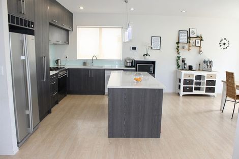 Photo of property in 25a Alexander Avenue, Torbay, Auckland, 0630