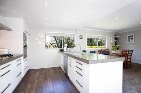 Photo of property in 398 Mangorei Road, Highlands Park, New Plymouth, 4312