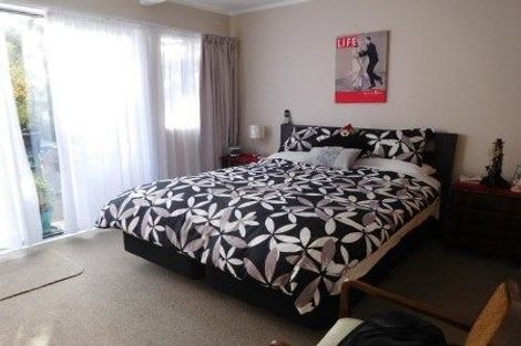 Photo of property in 1/63 Cheviot Road, Lowry Bay, Lower Hutt, 5013