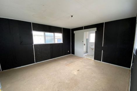 Photo of property in 2 Robertshawe Crescent, Dannevirke, 4930