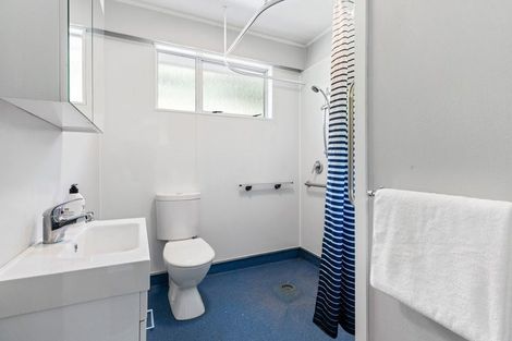 Photo of property in 5 Brydon Way, Paparangi, Wellington, 6037