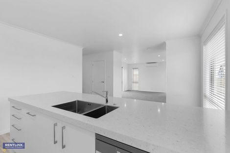 Photo of property in 182 Te Okuroa Drive, Papamoa, 3118