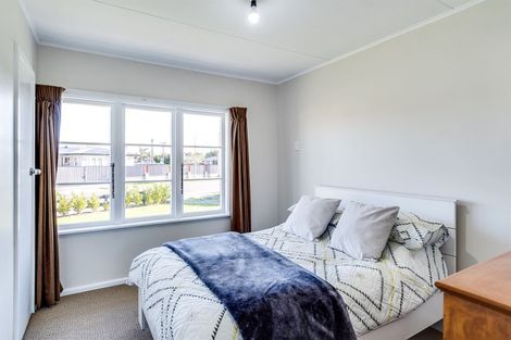 Photo of property in 2 Alexander Avenue, Onekawa, Napier, 4110