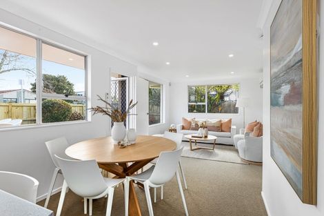 Photo of property in 1/59 Hatton Road, Orewa, 0931