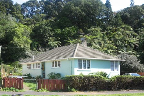 Photo of property in 46 Glenpark Avenue, Frankleigh Park, New Plymouth, 4310