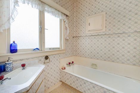 Photo of property in 329 Makirikiri Road, Crofton, Marton, 4787