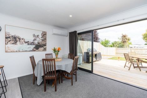 Photo of property in 8b Lee Place, Bader, Hamilton, 3206