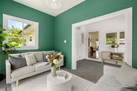 Photo of property in 82 Naples Street, Martinborough, 5711