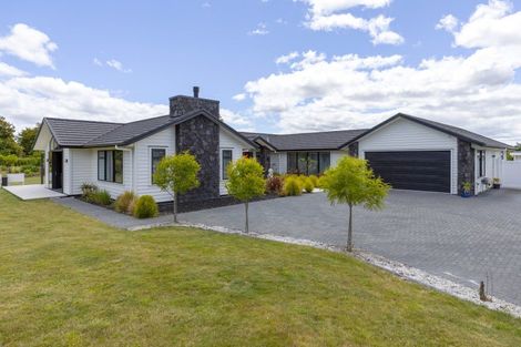 Photo of property in 73 Huka Falls Road, Rangatira Park, Taupo, 3384