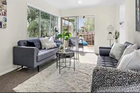 Photo of property in 1/6 Mission View Drive, Northpark, Auckland, 2013