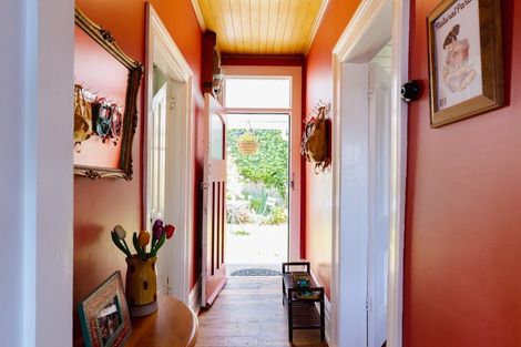 Photo of property in 76 Manapouri Street, Ravensbourne, Dunedin, 9022