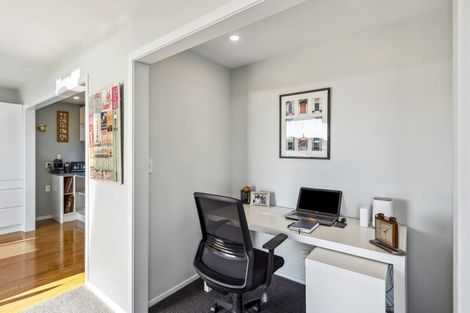 Photo of property in 156 Field Way, Waikanae Beach, Waikanae, 5036