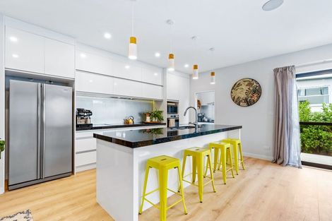 Photo of property in 1 Crompton Place, Orewa, 0931