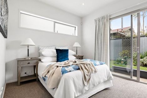 Photo of property in 27a Shackleton Road, Mount Eden, Auckland, 1024