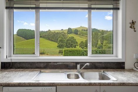 Photo of property in 66 Deer Park Road, Cheviot, 7310