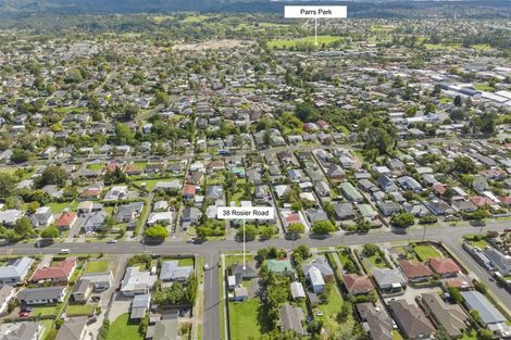 Photo of property in 38 Rosier Road, Glen Eden, Auckland, 0602