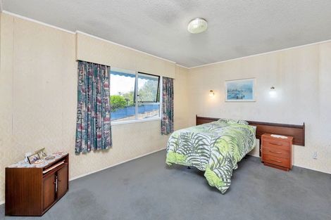Photo of property in 1/27 Aotearoa Terrace, Murrays Bay, Auckland, 0630