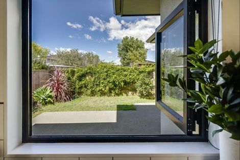Photo of property in 23a Avondale Road, Taradale, Napier, 4112
