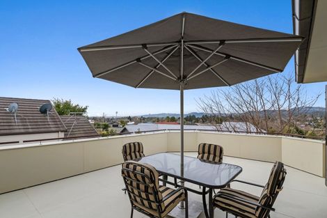 Photo of property in 36 Great West Road, Matipo Heights, Rotorua, 3015