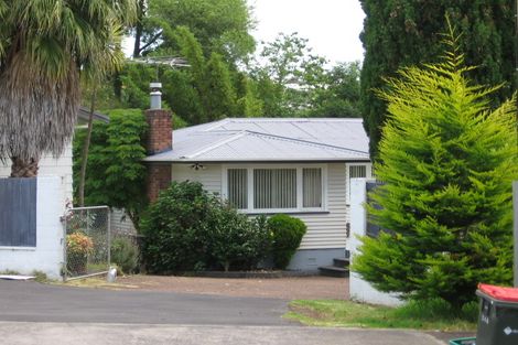 Photo of property in 24 Maui Pomare Street, Blockhouse Bay, Auckland, 0600
