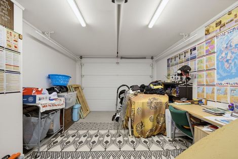 Photo of property in 1e Stott Avenue, Birkdale, Auckland, 0626