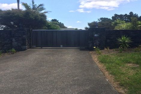Photo of property in 1204 East Coast Road, Redvale, Albany, 0794