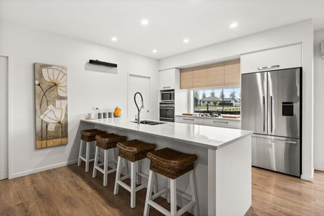 Photo of property in 17 Hurunui Drive, Te Awa, Napier, 4110