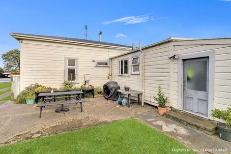 Photo of property in 16 Bignell Street, Gonville, Whanganui, 4501