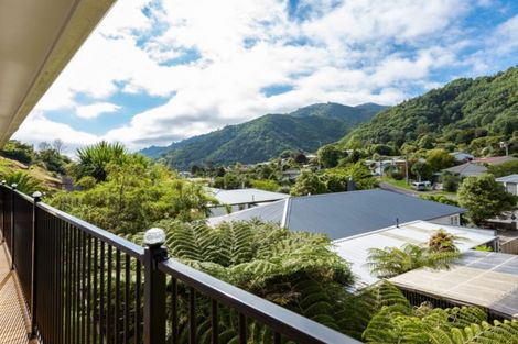 Photo of property in 59a Wairau Road, Picton, 7220