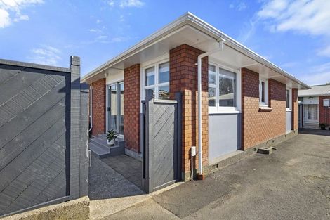 Photo of property in 1/306 Devon Street West, New Plymouth, 4310