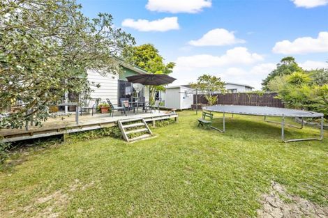 Photo of property in 13 Tilbrook Place, Papakura, 2110