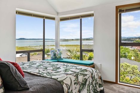 Photo of property in 5 Limeburners Close, Hobsonville, Auckland, 0618