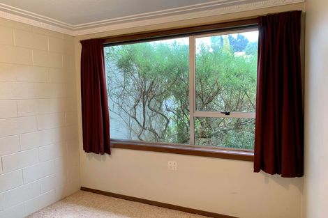 Photo of property in 12 Larkins Street, Helensburgh, Dunedin, 9010