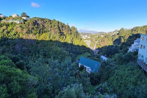 Photo of property in 129 Raroa Road, Aro Valley, Wellington, 6012