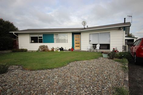 Photo of property in 20 Kimberley Grove, Westbrook, Palmerston North, 4412