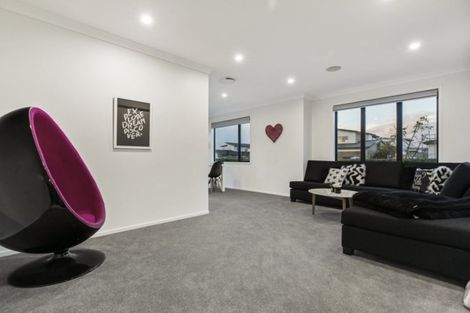 Photo of property in 92 Intrepid Crescent, Beachlands, Auckland, 2018