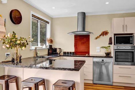 Photo of property in 5 Belair Avenue, Blagdon, New Plymouth, 4310