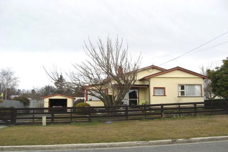 Photo of property in 3 Hamilton Street, Fairlie, 7925