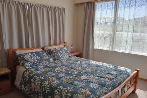 Photo of property in 79 Orawia Road, Tuatapere, 9620