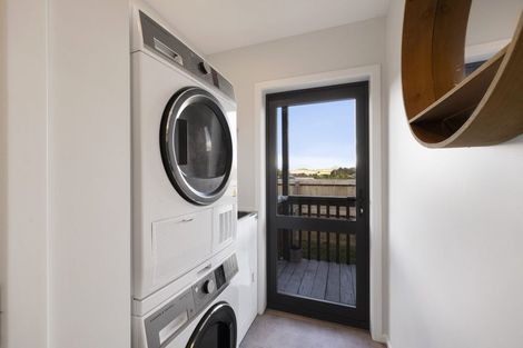 Photo of property in 29 Weka Street, Mangawhai, 0505