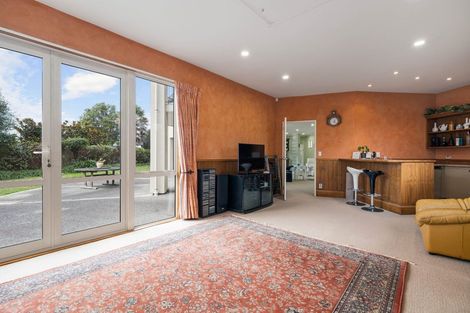 Photo of property in 9 Evergreen Place, Parklands, Christchurch, 8083