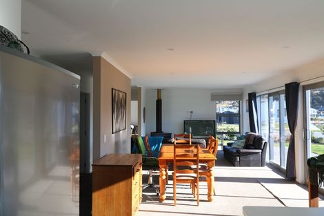 Photo of property in 37 Sherwin Avenue, Albert Town, Wanaka, 9305