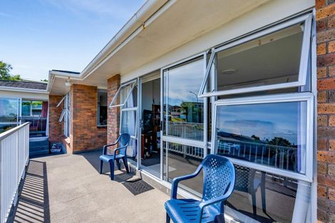 Photo of property in 16 Darwin Crescent, Spotswood, New Plymouth, 4310