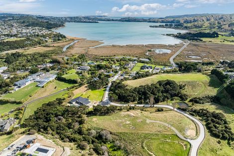 Photo of property in 4 Karamu Way, Pauatahanui, 5381
