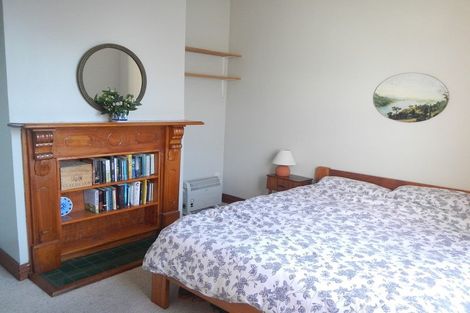 Photo of property in 13 Herald Terrace, Berhampore, Wellington, 6023