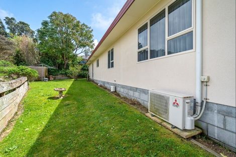 Photo of property in 7a Fantome Place, Whalers Gate, New Plymouth, 4310